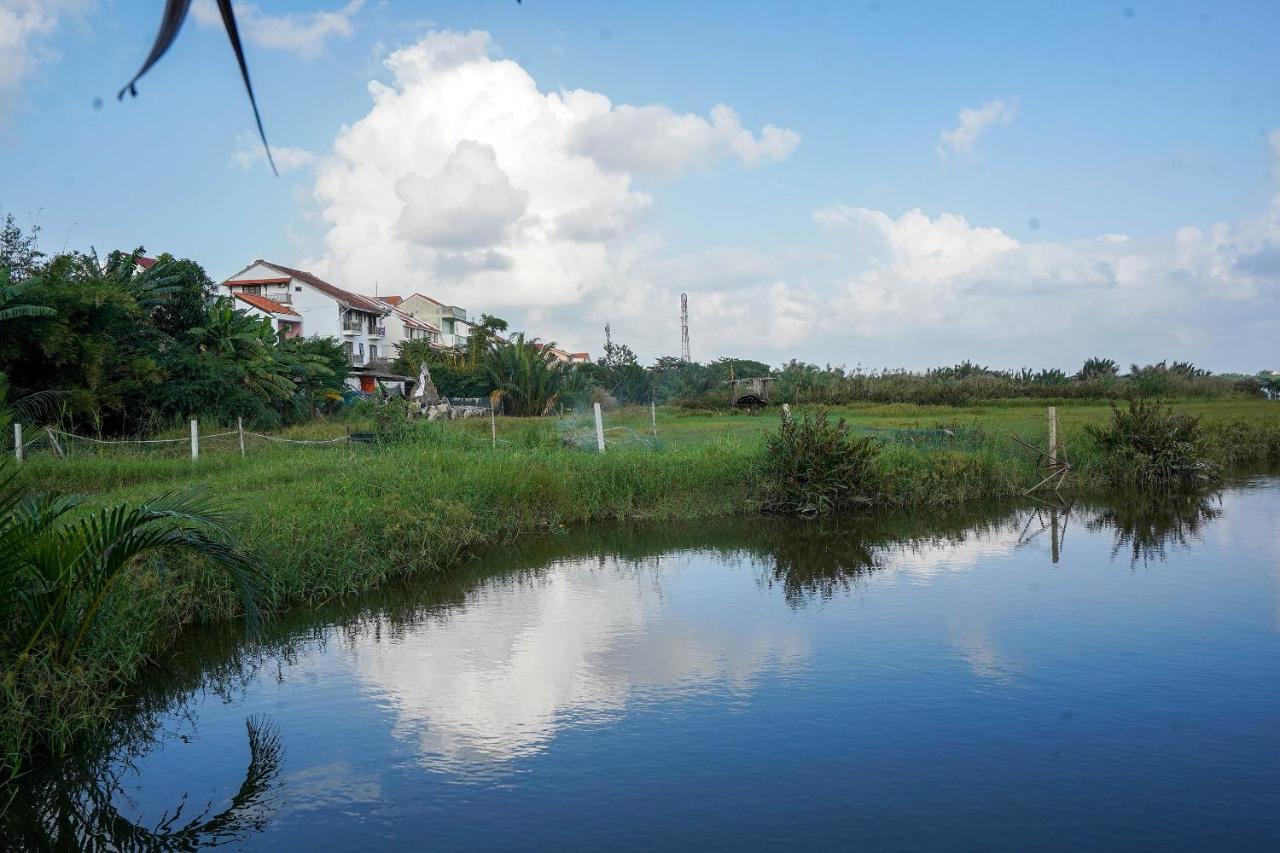 Windy River Homestay Хойан Экстерьер фото